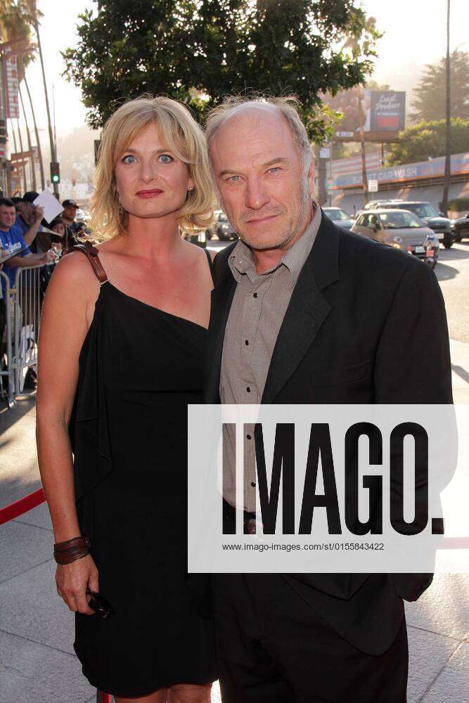 ted levine wife