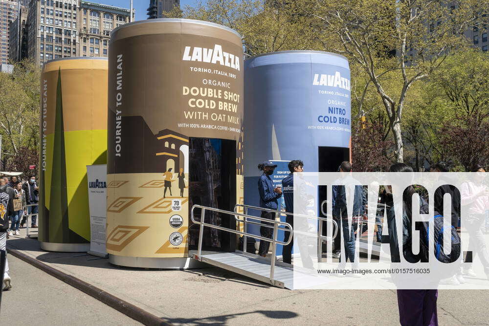 Lavazza brand activation in New York Brand activation in Flatiron Plaza