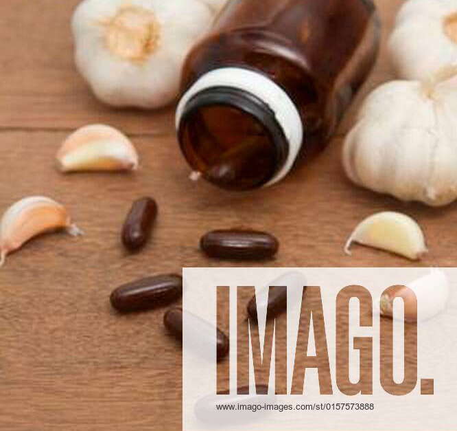 Garlic herbal supplement pills , alternative medicine xFotosearchxLBRFx