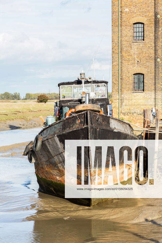 Thames sailing ship or houseboat by dock in Faversham Kent UK , 3217335