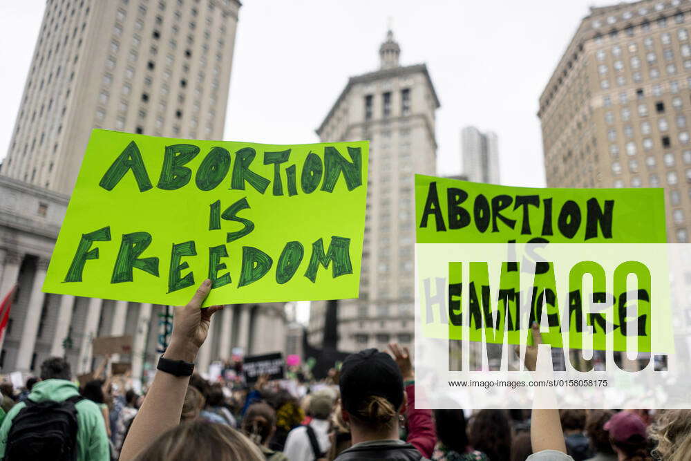 Roe V Wade Protest NYC Hundreds gathered during a demonstration at