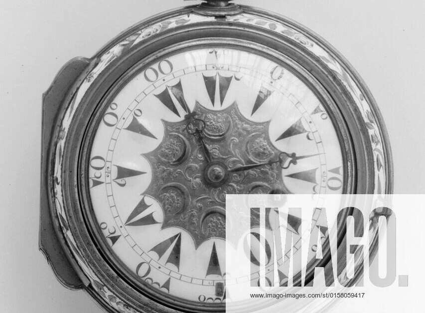 Clockwatch. Maker Watchmaker Firm of Marwick, Markham and Recordon