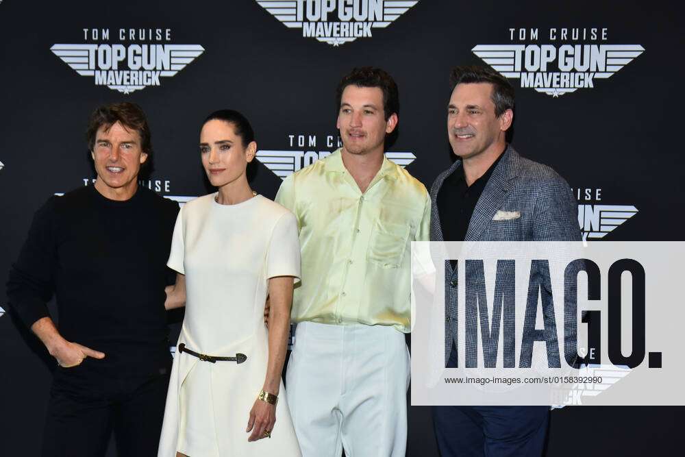 Tom Cruise and Jennifer Connelly attend Top Gun: Maverick photocall in  Mexico City