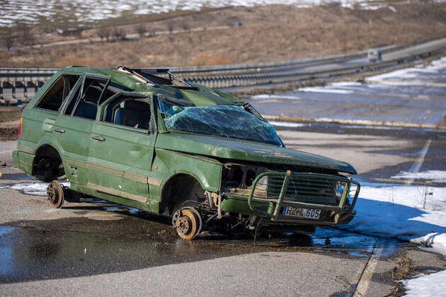 View of crashed Range Rover car in the highway. Broken car. Automobile ...