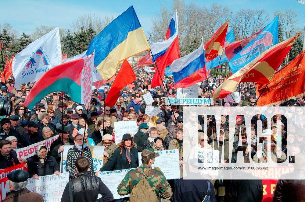 Odessa, Ukraine. 06th April, 2014. Protest meeting People s Assembly ...