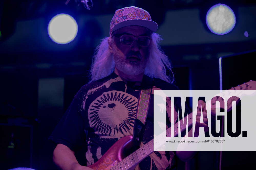 Italy Dinosaur Jr live in Bologna The Central Binario of DumBO Space