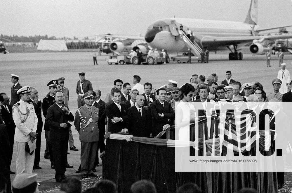 Trip to Europe Italy, Naples President Kennedy s departure, 630PM