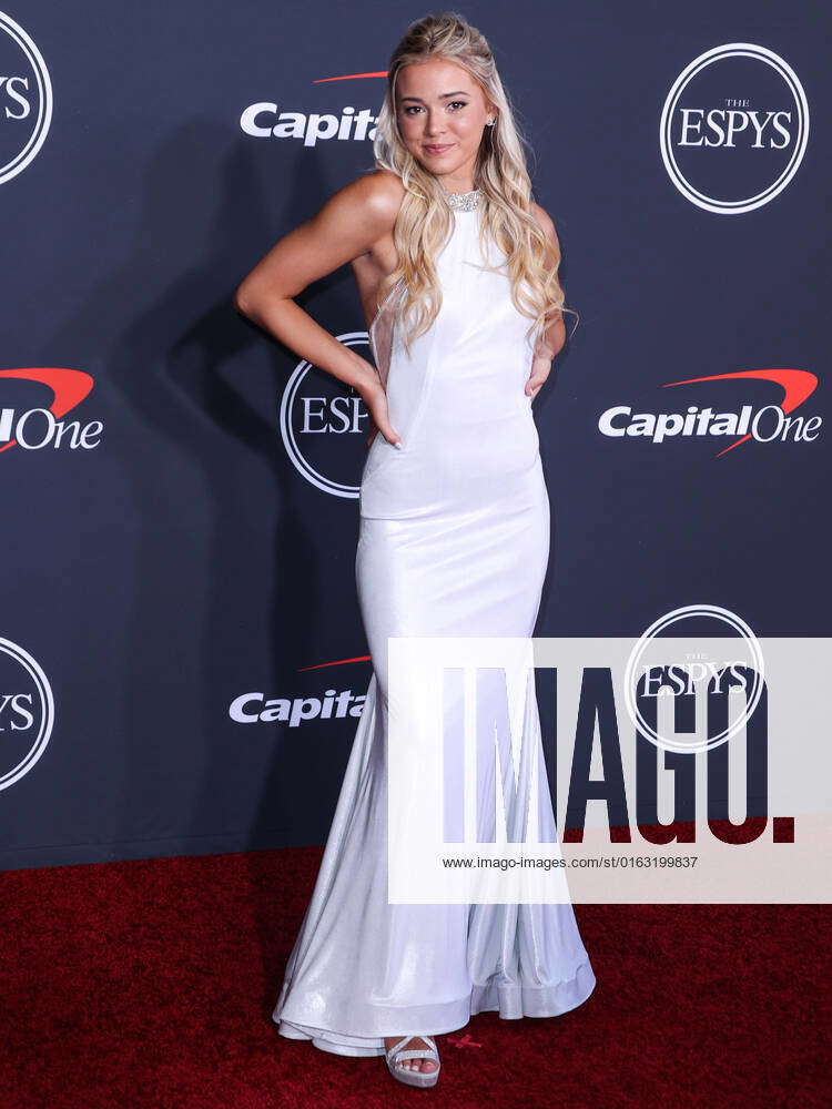 2022 ESPY Awards American Gymnast Olivia Dunne Arrives At The 2022 ESPY ...