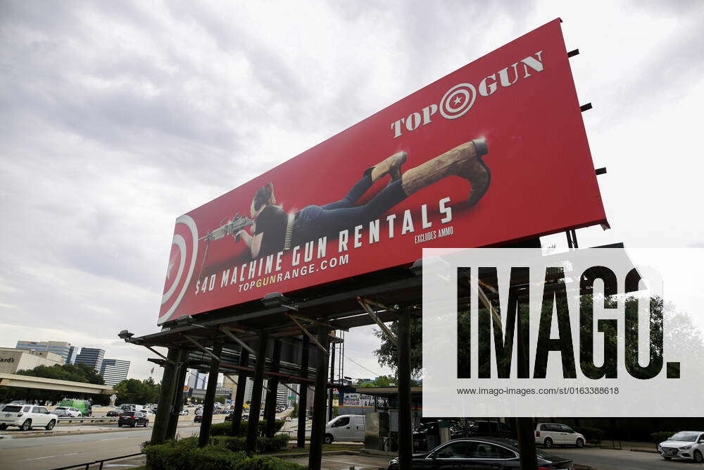 Machine Gun Rentals Texas Billboard Advertises $40 Machine Gun Rentals A gun range ...