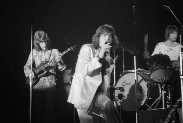 Rolling Stones concert at the Palais des Sports in Paris, 1970 ...