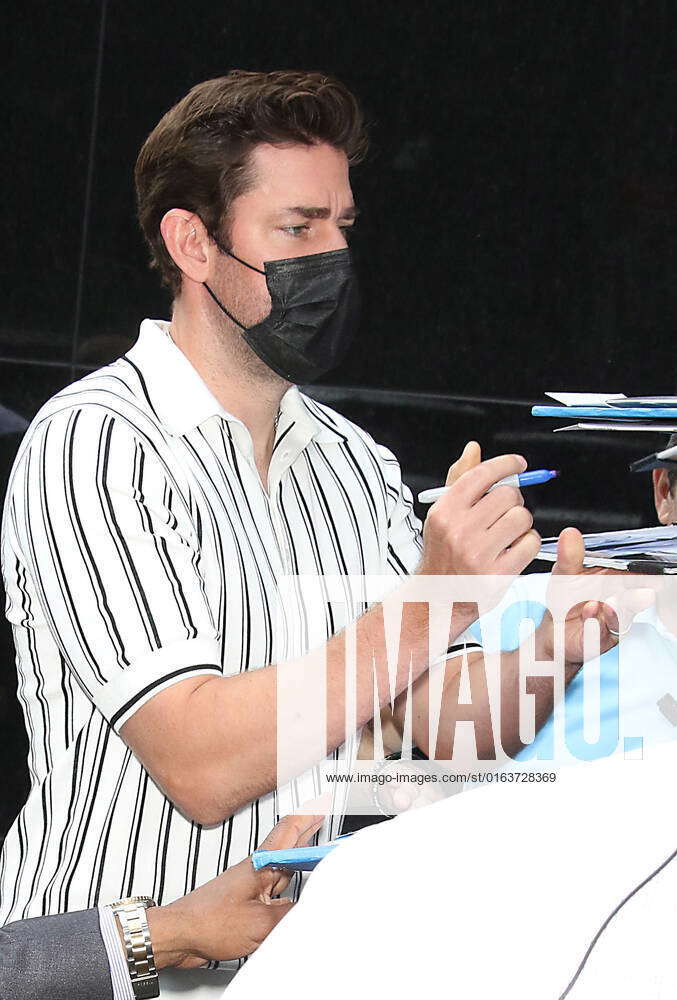 NEW YORK NY July 26 John Krasinski Arrives At Good Morning America   M 