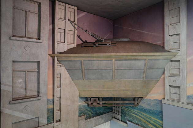 Brussels, Metro, Wall Installation by Francois Schuiten at Porte de Hal ...