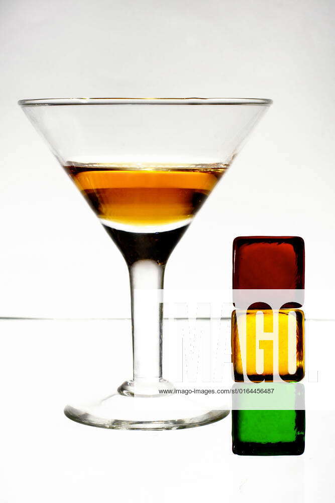 Alcohol drink traffic light warning