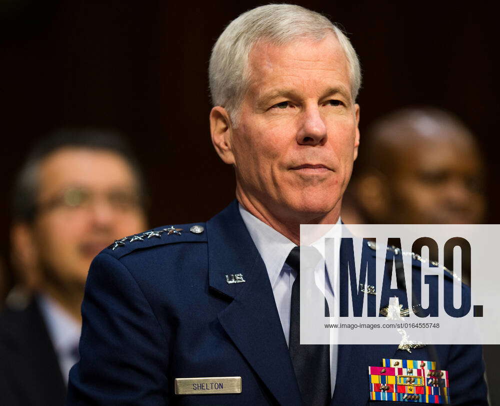 general-william-sherlton-commander-of-the-united-states-air-force