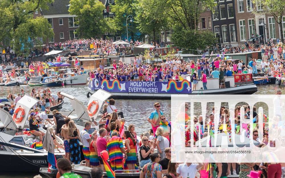 Canal Pride Amsterdam 2022 People Celebrate The Lgbti Canal Pride Parade On The Prinsengracht