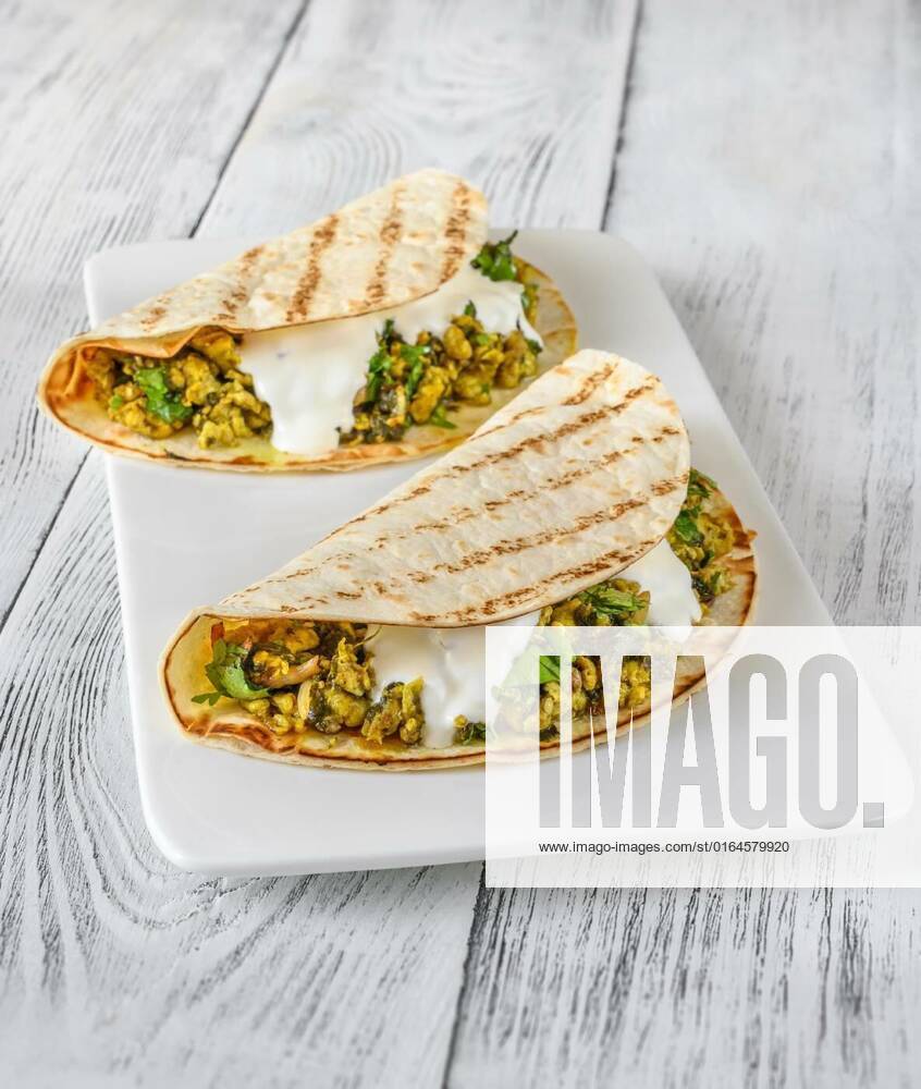 Indian egg and spinach wraps, Indian spicy egg and spinach wraps