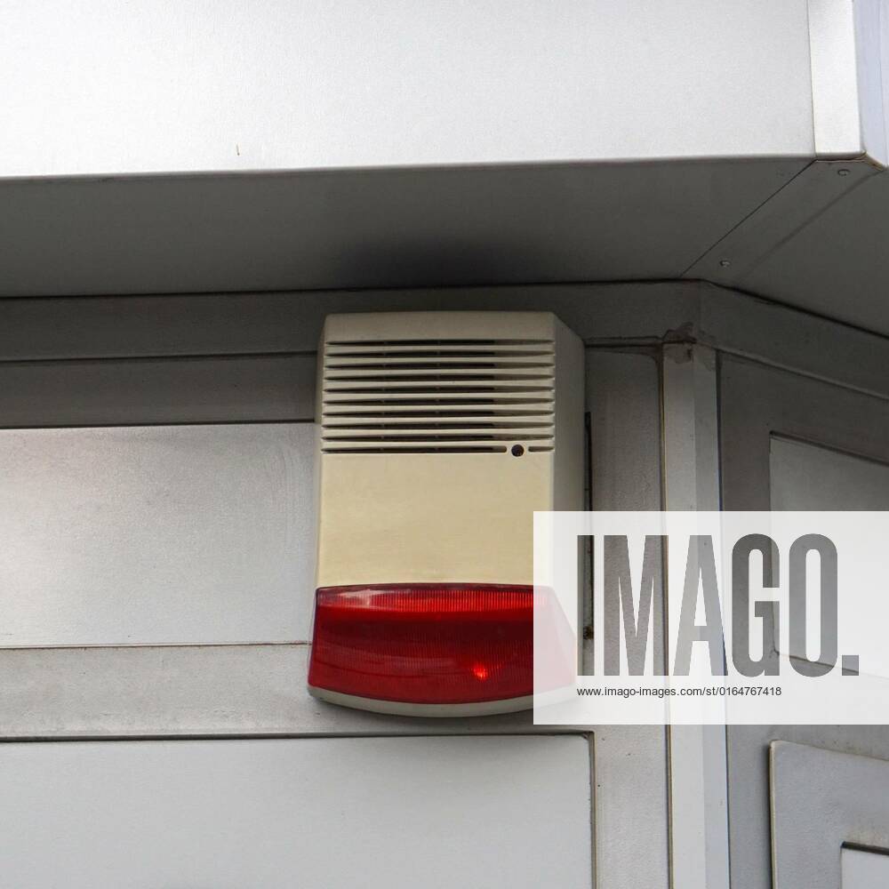 Alarm, Alarm external unit siren and light