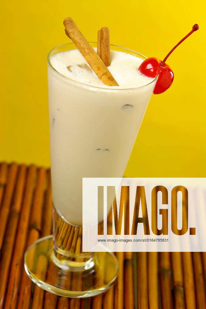 Tom and Jerry Cocktail drink