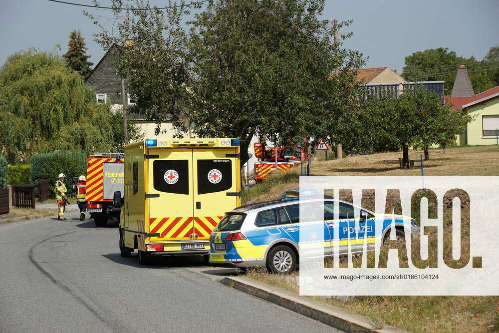 Kubschütz Grillunterstand am Haus fängt Feuer 2 Verletzte 18.08.2022