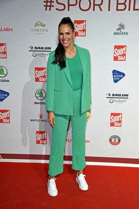 Esther Sedlaczek At The SPORT BILD Award 2022 In The Fischauktionshalle ...