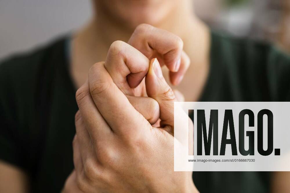 Hand Knuckle Finger Joint Crack, Hand Knuckle Finger Joint Crack