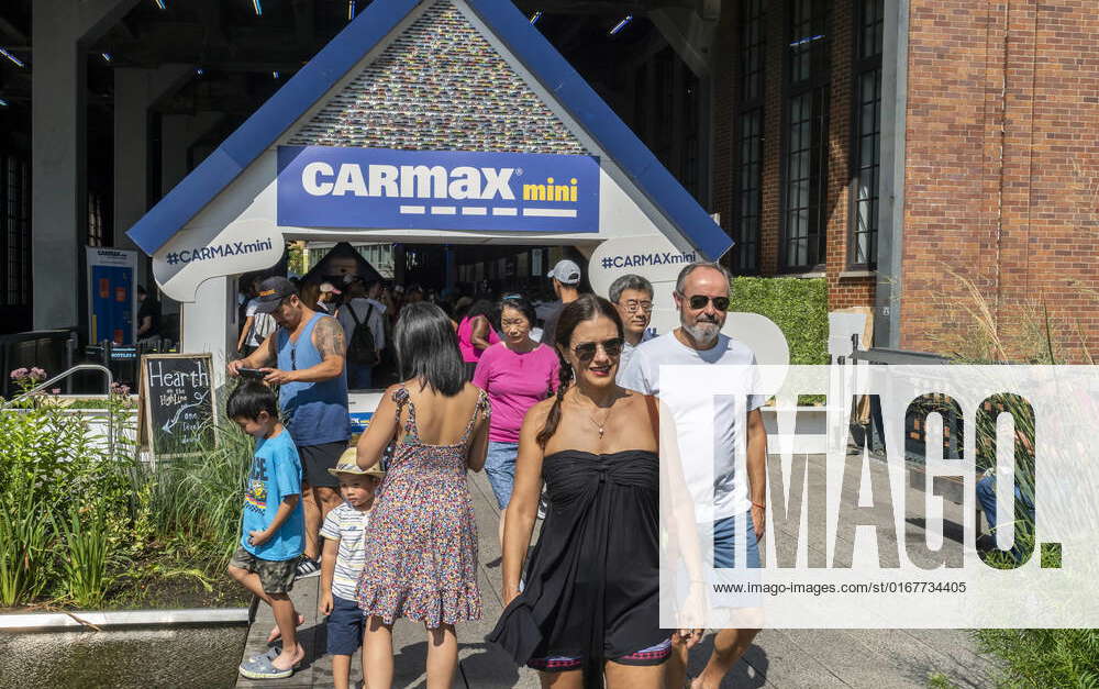 CarMax brand activation in New York Brand activation on the High Line