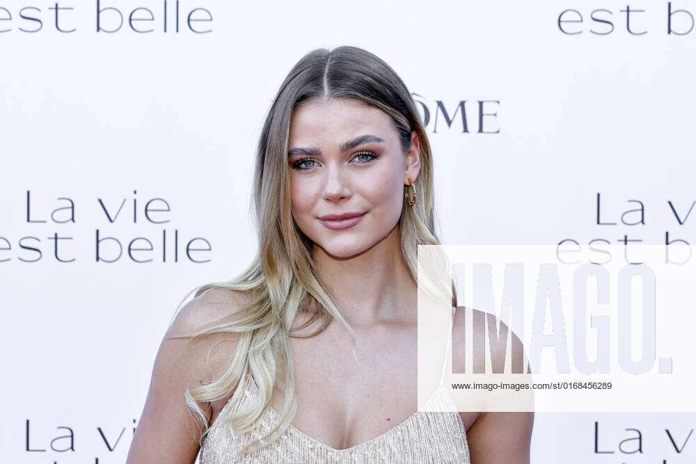 Influencerin Emilia Bartoeck beim PR-Event von Lancome zur Vorstellung