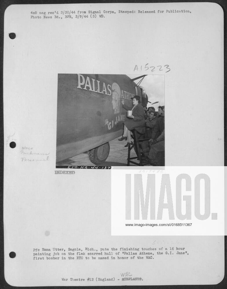 Pfc Emma Utter, Sagola, Mich., puts the finishing touches of a 16 hour