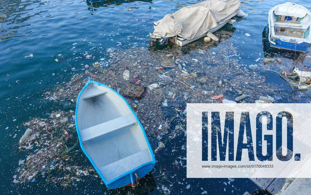 Spinola Bay Pollution, Malta Rubbish, mainly plastic waste such as
