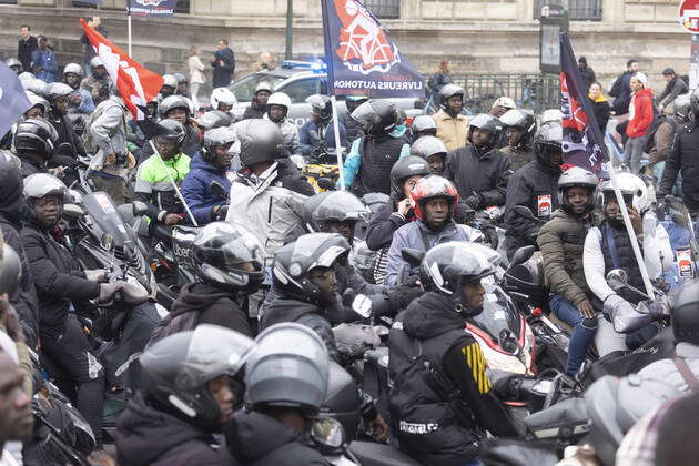 Frankreich, Protest von Fahrern für Lieferdienst in Paris Paris, France ...