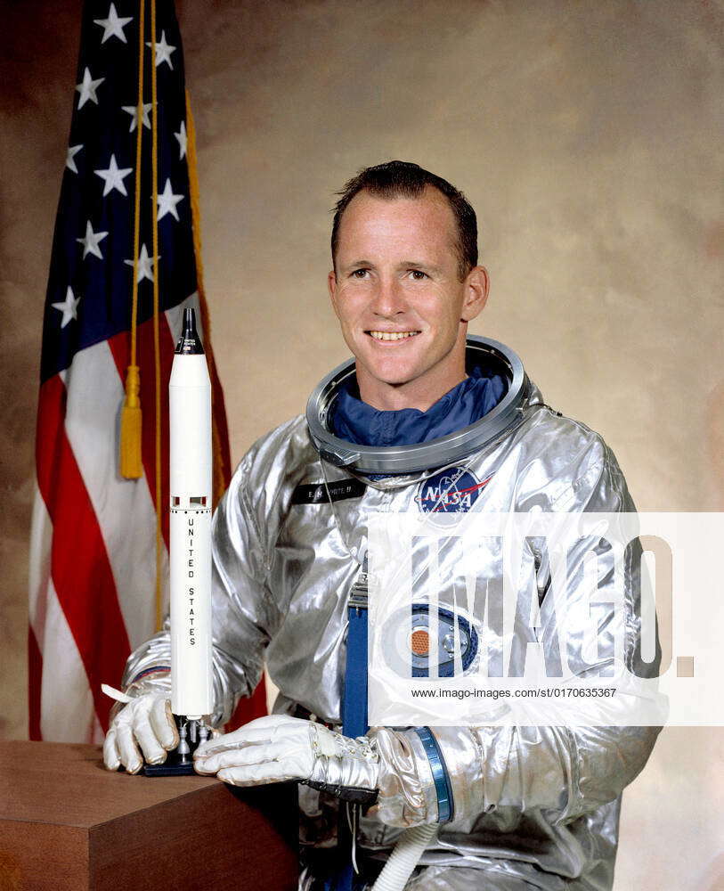 (10 Sept. 1964) --- Astronaut Edward H. White II. (EDITOR S NOTE ...