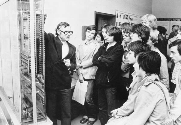 GDR Dresden Historical Training Science Research Technical GDR Dresden Historical Training Science Research Technical