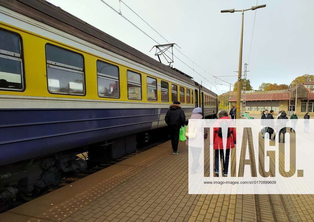RECORD DATE NOT STATED Riga train on the way to the resort town of
