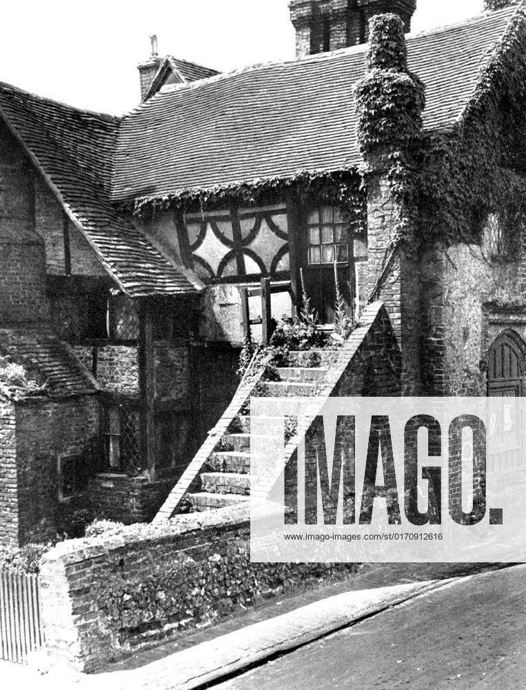 Manor House, Ditchling, East Sussex, 19241926. A photo from Hutchinson s Britain Beautiful, edited
