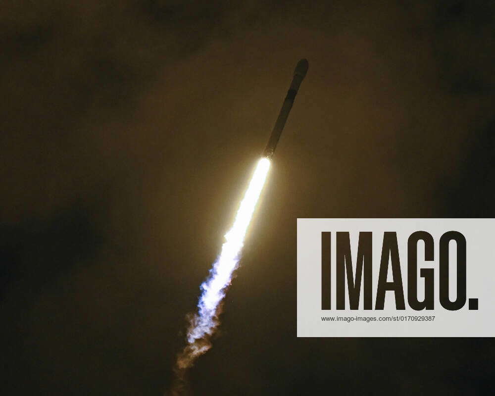 A SpaceX Falcon 9 rocket lifts off at 111 AM from Complex 40 at the