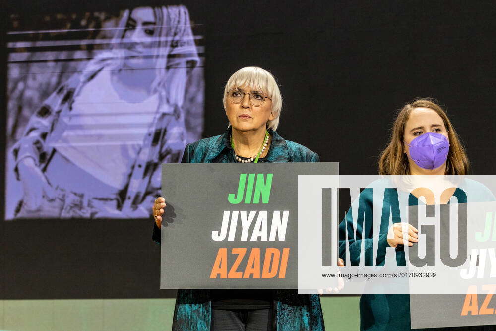 Claudia Roth Moving action to show solidarity with the fighting women ...