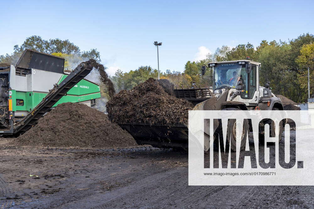 Composting plant, biowaste is composted, sorted by size, smaller parts