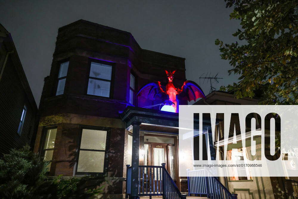 Halloween Decorations In Chicago Halloween decorations outside a house