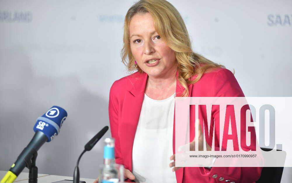 Bildungsministerin Christine Streichert-Clivot (im Bild) spricht am ...