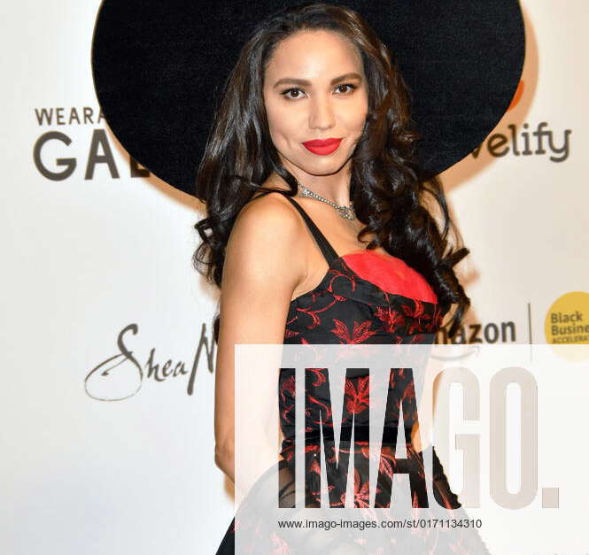 SANTA MONICA, CA - OCTOBER 22: Jurnee Smollett at the 5th Annual