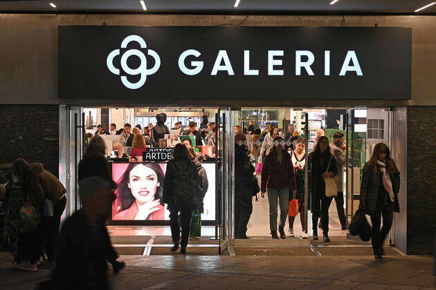 Galeria Seeks Rescue By Protective Shield Procedure Galeria Karstadt ...