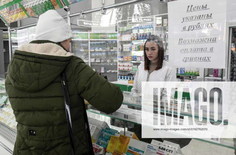 Russia Ukraine Military Operation Pharmacies 8310466 03 11 2022 A Woman   M 