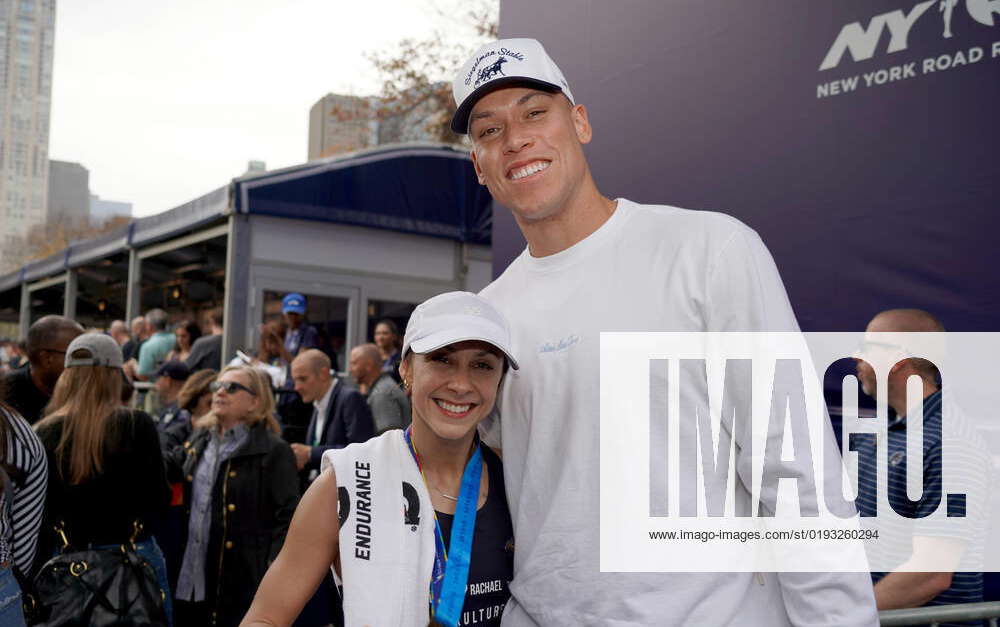 Aaron Judge supports wife Samantha Bracksieck in the NYC Marathon