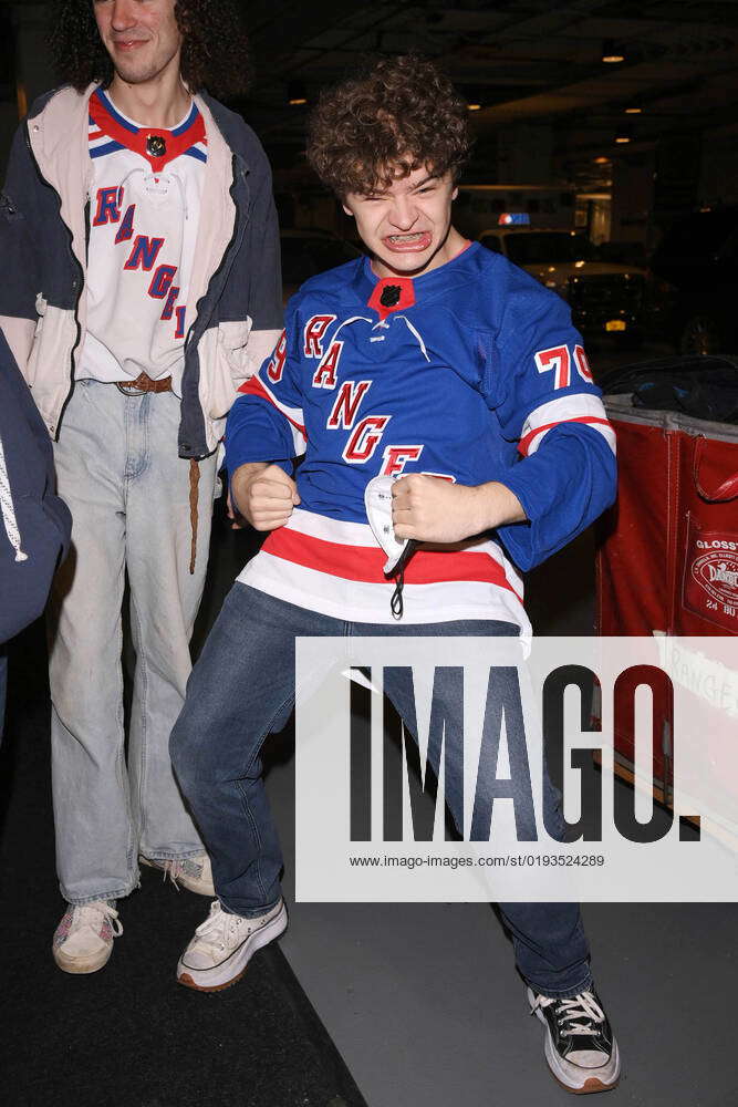 celebrities-at-the-new-york-rangers-hockey-game-at-madison-square
