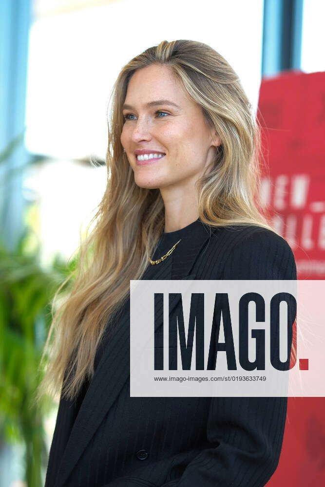 Refaeli Israeli Model Bar Refaeli Israeli model Bar Refaeli becomes the new Xti Ambassador at ...