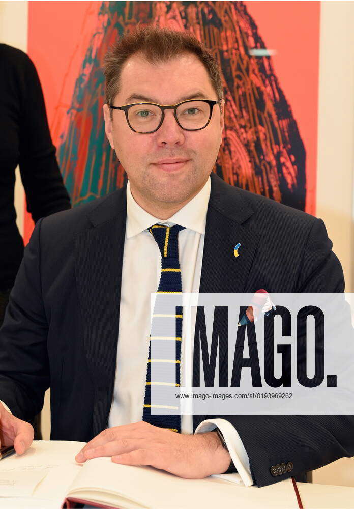 The Ukrainian Ambassador Oleksii Makeiev as a guest in the Cologne City