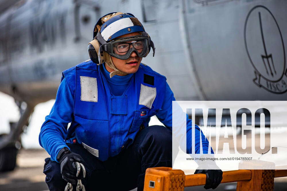 Boatswains Mate Seaman David McGuffey, assigned to the Arleigh Burke