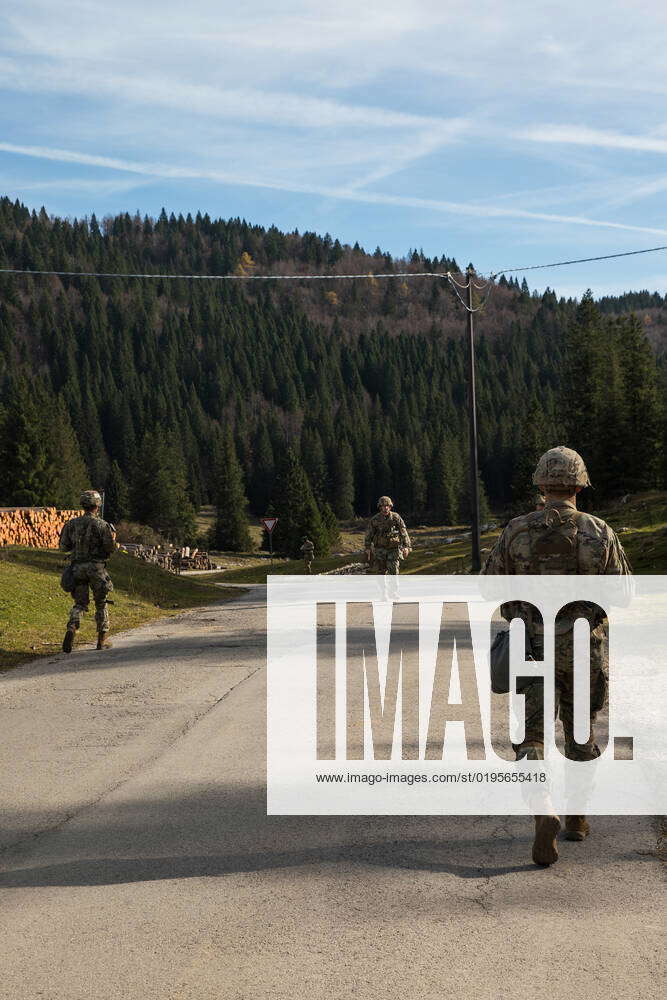 U.S. Army Soldiers assigned to U.S. Army Southern European Task Force ...