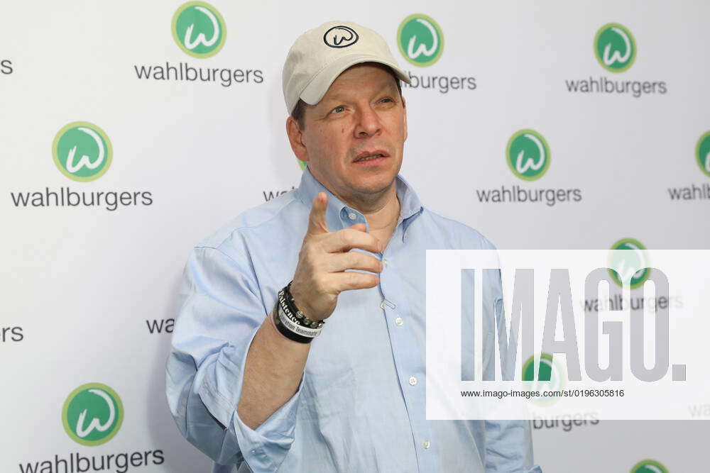 December 9, 2022: Chef PAUL WAHLBERG Attends A Meet And Greet Event At ...