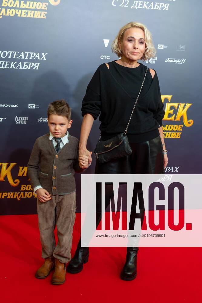 Porno mening ichimga kirmang Keti Lining erotik videosi